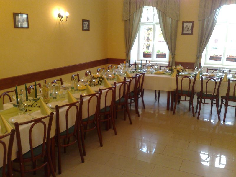 Slávnostné posedenie